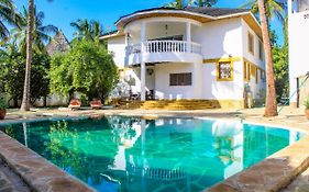 Tichi Villas - Diani Beach